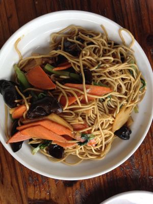 fried noodles at Ji Ming Temple Vegetarian Diet in Nanjing