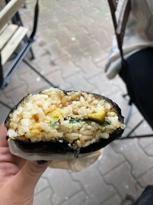 mango-avocado  at Onigirazu in Prague