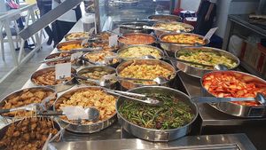 45 dishes at Mr Veggies in Penang