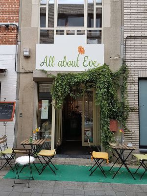 front terrace at All About Eve in Hasselt