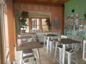 Inside at Soulshine in San Diego