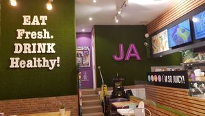 Inside at Juicy Avenue in Gran Canaria