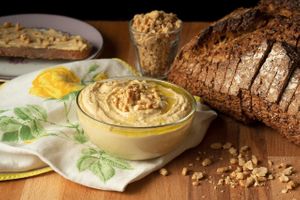  at Au Bonheur des Chats in Lyon