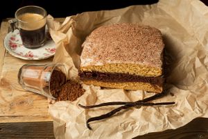  at Au Bonheur des Chats in Lyon