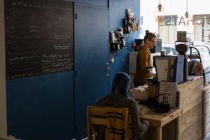 inside  view at Au Bonheur des Chats in Lyon