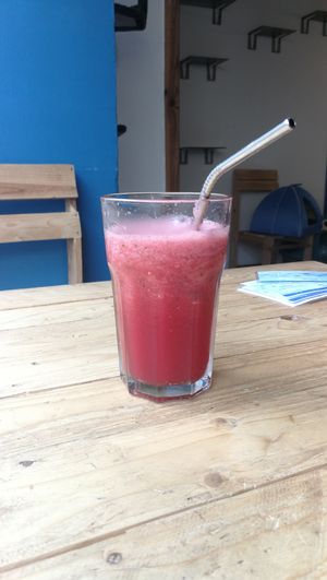 Watermelon and mint smoothie. You can't find more refreshing on a hot summer day (well, execpt for our AC unit) at Au Bonheur des Chats in Lyon