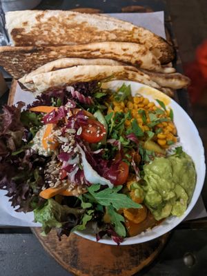 Some curry bowl - 3/5 at W Der Imbiss - Prenzlauer Berg in Berlin