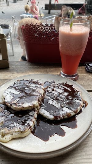 Pancakes ‘death by chocolate’ and a mango-strawberry smoothie  at The Glasvegan in Glasgow