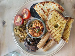 Full Scottish Breakfast at The Glasvegan in Glasgow