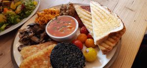 Full Scottish at The Glasvegan in Glasgow