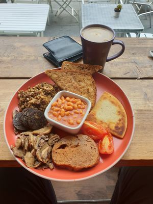 What a breakfast 💣💥 at The Glasvegan in Glasgow