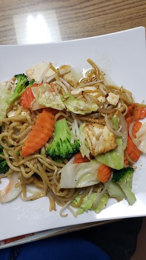 Chow mein with broccoli and carrots at Thai Star in Merced