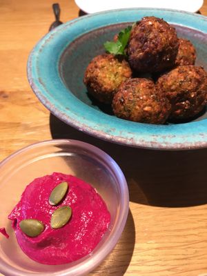 Falafel with beetroot hummus. at Latte Graphic in Ebina
