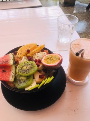 Tropical smoothie bowl and fresh juice  at Buzz Organic Food & Drink in Ao Nang