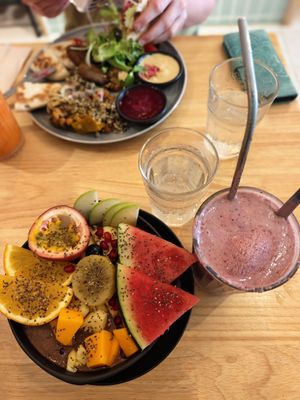 Vegan Raw Chocolate Bowl and Berry Smoothie at Buzz Organic Food & Drink in Ao Nang