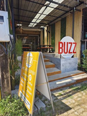 Buzz at Buzz Organic Food & Drink in Ao Nang