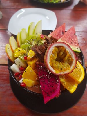 Raw cacao smoothie bowl at Buzz Organic Food & Drink in Ao Nang