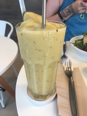 Tropical shake at Buzz Organic Food & Drink in Ao Nang