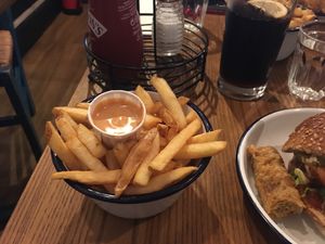 Chips with (spicey) vegan Burger sauce at Burger Theory in Bristol