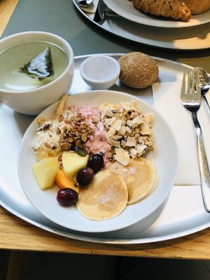 vegan breakfast 👍🏻 at Tibits in St Gallen