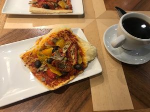 Pizza vegan at DUS - Bistrot - TB in Dusseldorf