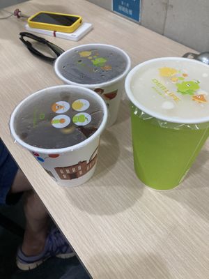 Coffee and soy milk   at DLS Vegetarian - Dé Lái Sù in Kaohsiung