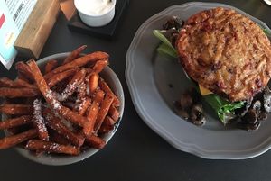 Berlin Burger with Rösti-top and sweet potato fries and vegan mayo at Halifax Burgers in Hilleroed
