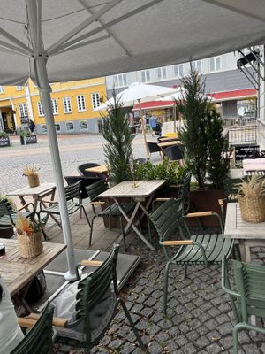   at Halifax Burgers in Hilleroed