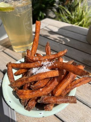   at Halifax Burgers in Hilleroed