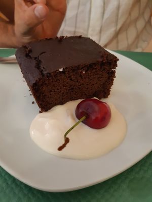 Dessert / Carob cake (Vegan and GF) at La Biotika in Madrid