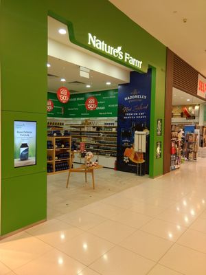 Honey at Nature's Farm - VivoCity in Central Singapore