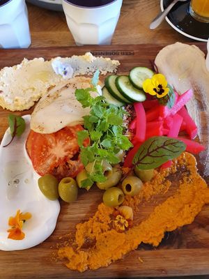 Mezza plate at 7th Heaven in Sutherland