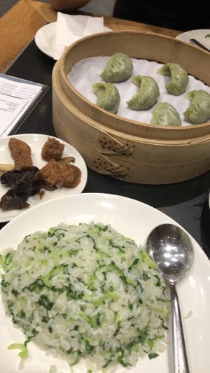 fried rice with vegetables and steam vegetarian dumplings  at Din Tai Fung 鼎泰豐 - Sentosa in Central Singapore