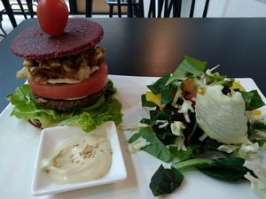 raw cheese burger at Raw Vega in Bangkok