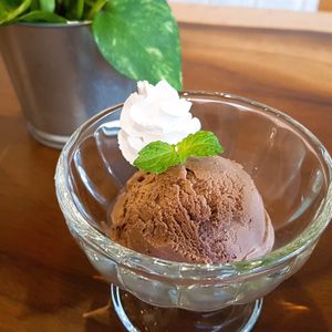 Chocolate peanut butter icecream at Raw Vega in Bangkok