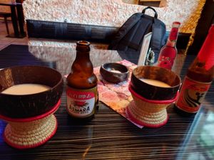 Bier in Kokosschalen at Mama Afrika in Kassel