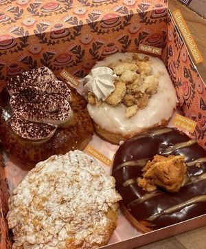 4 donuts: tiramisu, apple pie, peanut butter fudge & bienenstich at Brammibal's Donuts - Prenzlauer Berg in Berlin