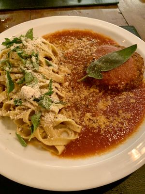 Polpettone e spaghetti al pomodoro   at Piccoli Cucina in Sao Paulo