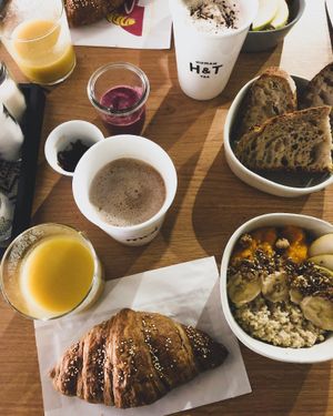 Vegan brunch  at Moi in Lyon