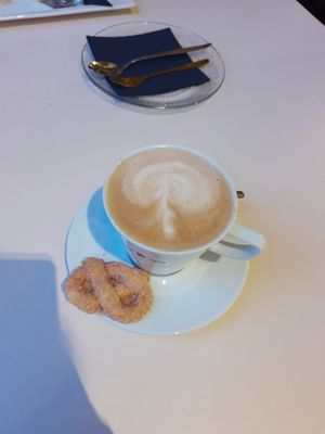 Coffee with oatmilk at Galerie Cafe Leidse Lente in Leiden