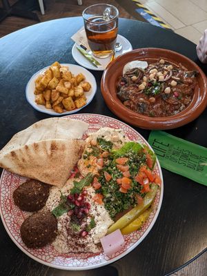 Vegan mezze platter + potatoes (top right dish not vegan, just vegetarian) at Comptoir Libanais in Utrecht