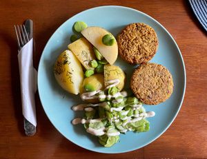 Letni lunchyk idealny at Bez Lukru in Wroclaw