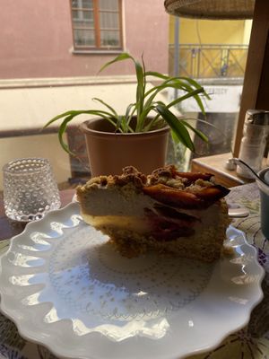 Plum pie  at Bez Lukru in Wroclaw