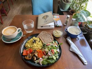 Tofu scramble, extra Hummuss  at Bez Lukru in Wroclaw