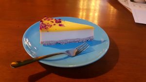Lemon cheesecake at Bez Lukru in Wroclaw