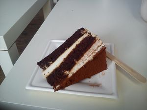 vegan tiramisu at Bez Lukru in Wroclaw