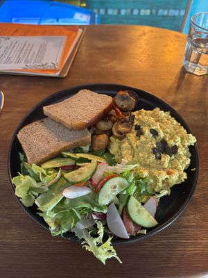  tofu scramble - Tofucznica  at Bez Lukru in Wroclaw
