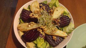 Beetroot salad at Bez Lukru in Wroclaw