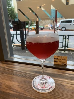 Hibiscus lemongrass kombucha at Oizumi Kojo Nishi-Azabu 大泉工場 in Tokyo