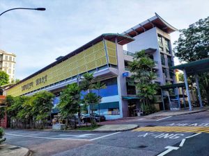 Located inside here at Delisnacks 德利食 - Shunfu Mart in Central Singapore